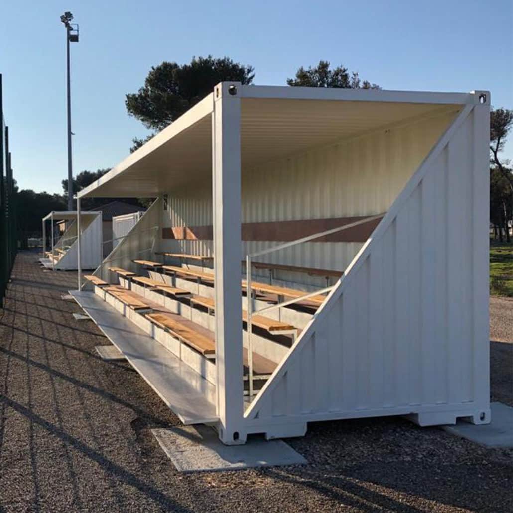 accessibilité tribune modulaire en container 20 pieds