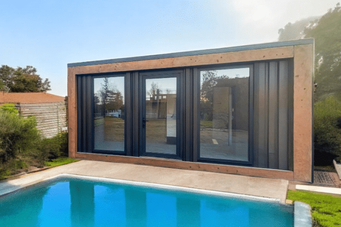 module moderne pour piscine pool house