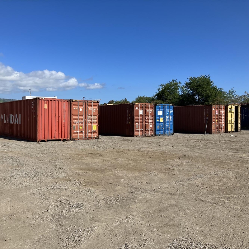 Stock de conteneurs maritimes disponible à la vente sur La Réunion